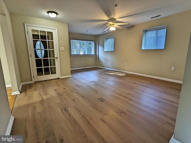 Photo - 115 Morton Ave