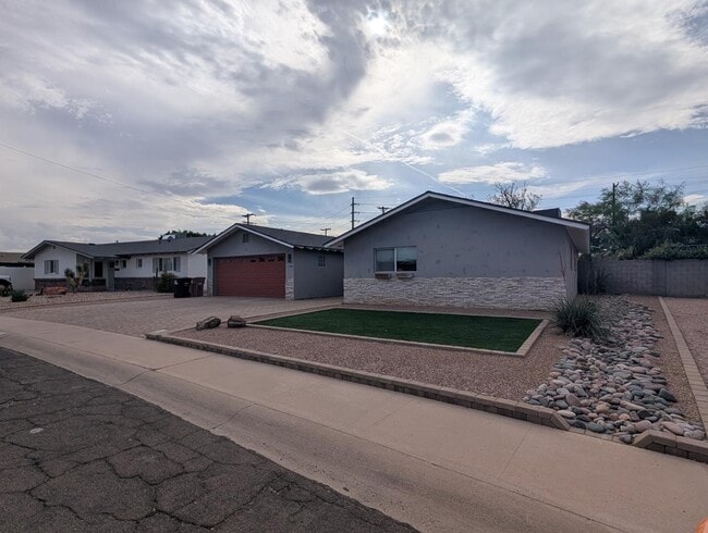 Photo - 2314 N 64th Pl