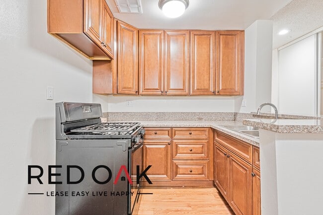 Photo - Beautiful One Bedroom with Large Private B... Unit 1608