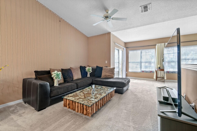 Photo - 10354 Fox Trail Rd S Unit 1505