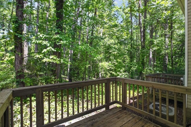 Photo - 3 Bedroom Townhouse King George