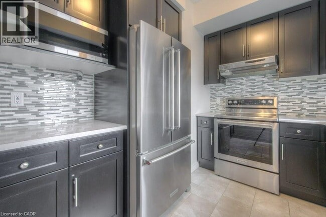 Photo - 70 Willowrun Dr