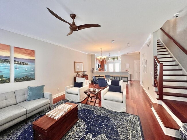 Building Photo - SUMMER SPECIAL - $500 off first month's rent!!