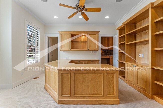 Photo - Gorgeous Home with Central AC and Washer/Dryer