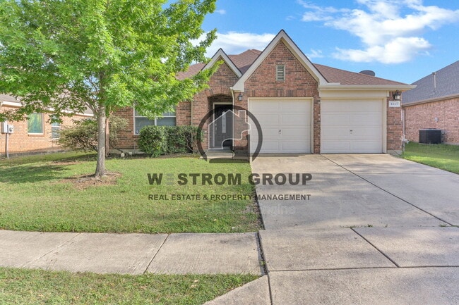 Building Photo - 1225 Roping Reins Way