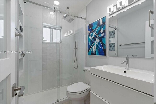 Photo - 2170 NE 51st Ct