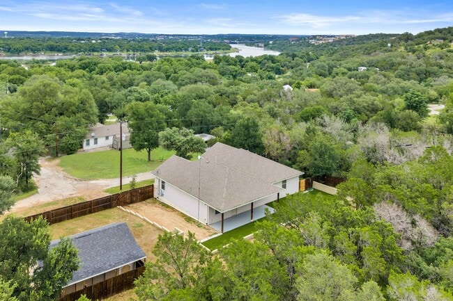 Photo - 511 Taylor Dr