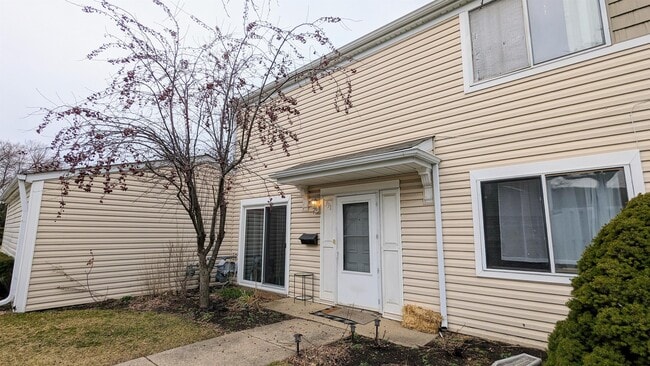 Photo - 791 Barnaby Pl