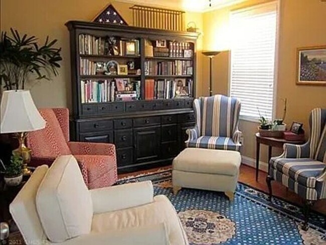 Photo - 3 bedroom 3 bath home in downtown Columbia with private serene patio