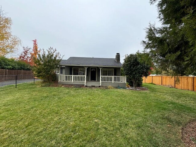 2 bedroom 1 bath for Rent in Grants Pass - 2 bedroom 1 bath for Rent in Grants Pass House