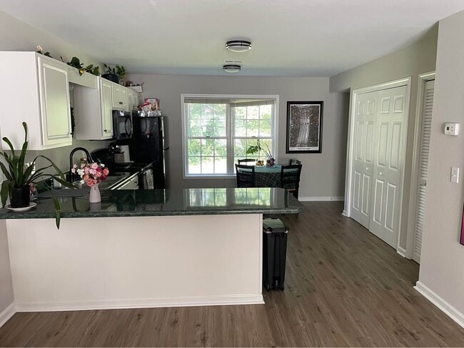 Photo - 119B Heatherbrook Ct