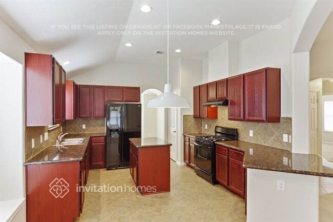 Photo - 33 Mira Loma Dr