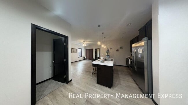 Photo - Spacious 3 Bed 2 Bath Townhome