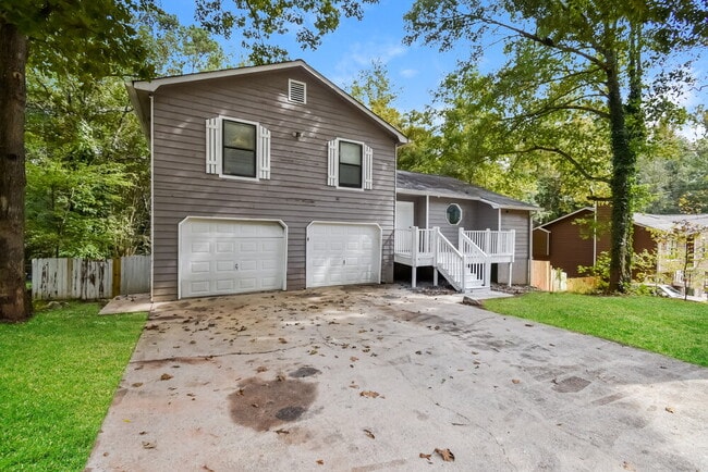 Photo - 4173 Woodcrest Dr