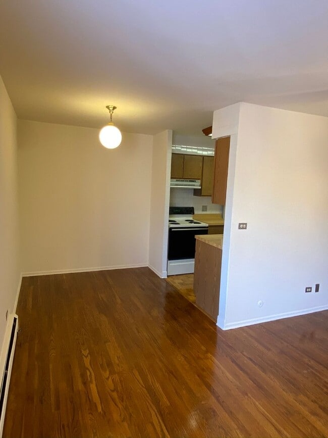 Photo - 531 W. Deming