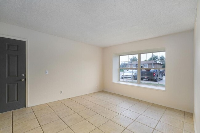 Photo - 333 Fairway Ave