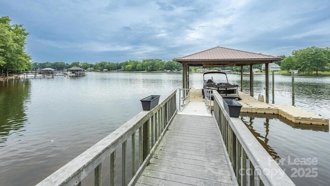 Photo - 112 Cedar Bluff Ln