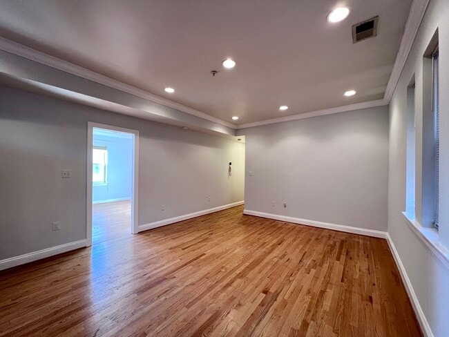 Photo - 1372 Randolph St NW