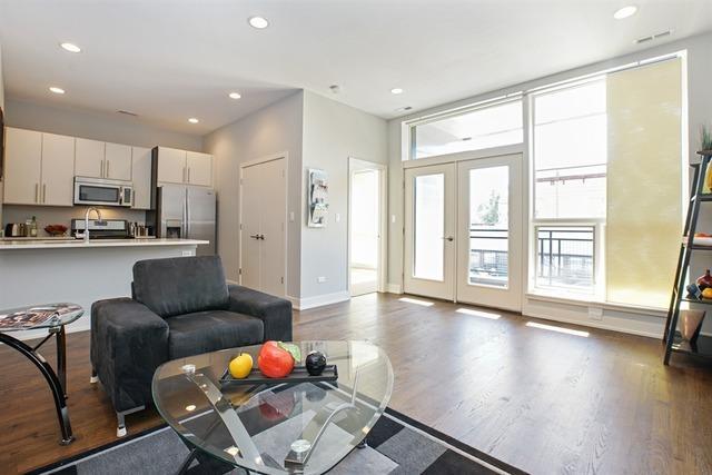 2 bedroom in Chicago IL 60647 - 2 bedroom in Chicago IL 60647 Unidad 301 Rental