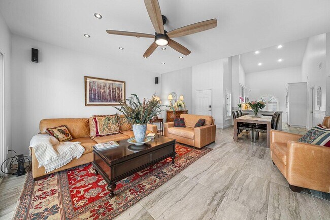 Photo - 13514 Fountain View Blvd