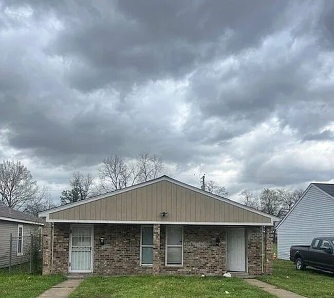 Building Photo - 308 Gannt St Unit 308 GANNT A