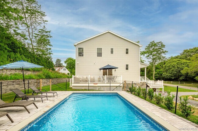 15 S Beach Rd