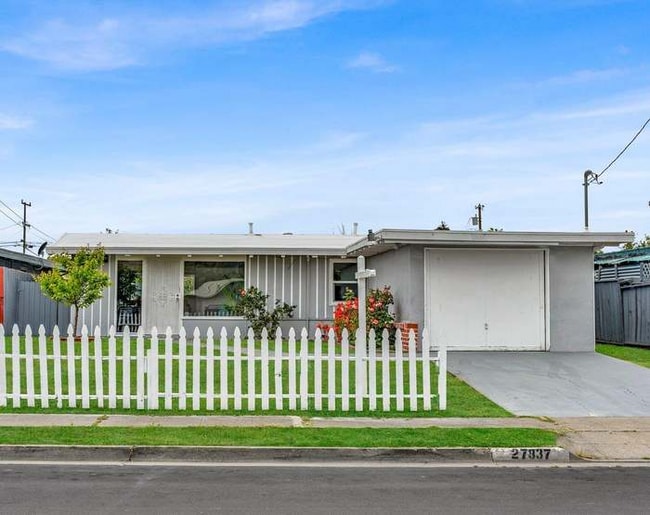 Photo - 27837 Ormond Ave