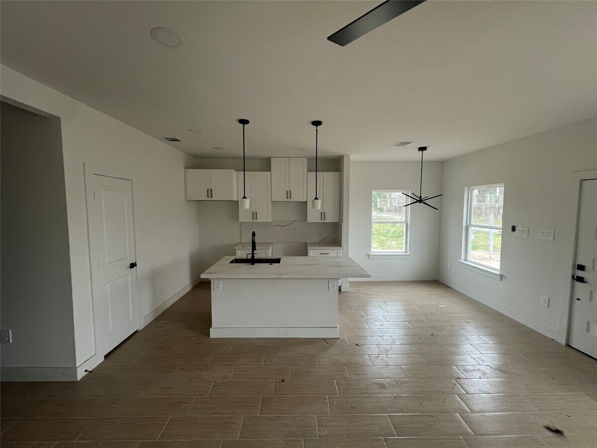 Photo - 5710 Delmack St