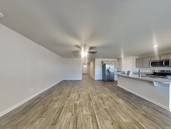 Photo - 64 Blue Fescue Way