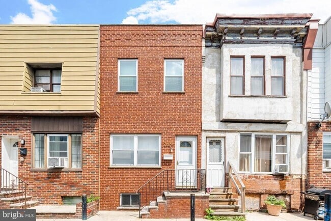 Building Photo - 2629 S Sheridan St Rental