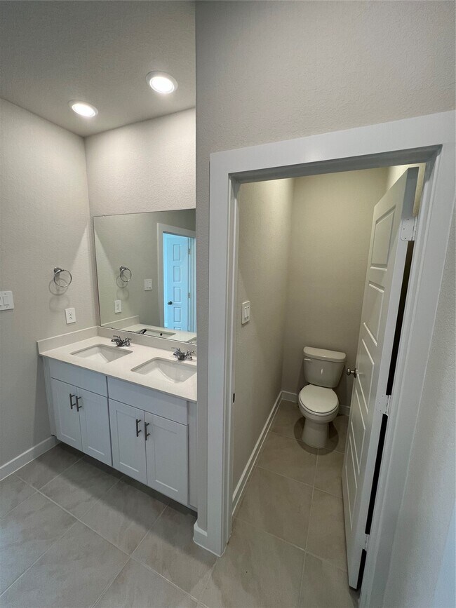 Photo - 1709 Cayden Oak Ln