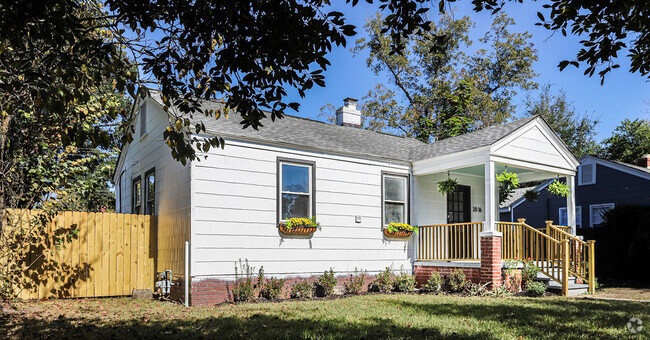 Building Photo - 2016 Hawthorne St Rental