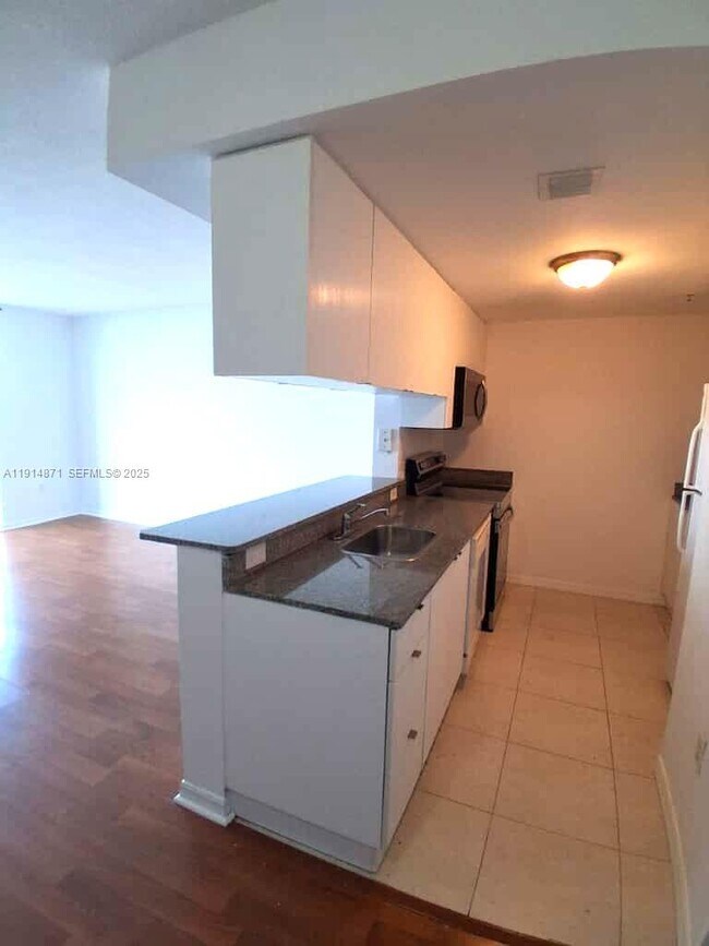 Photo - 275 NE 18th St Unit 1701
