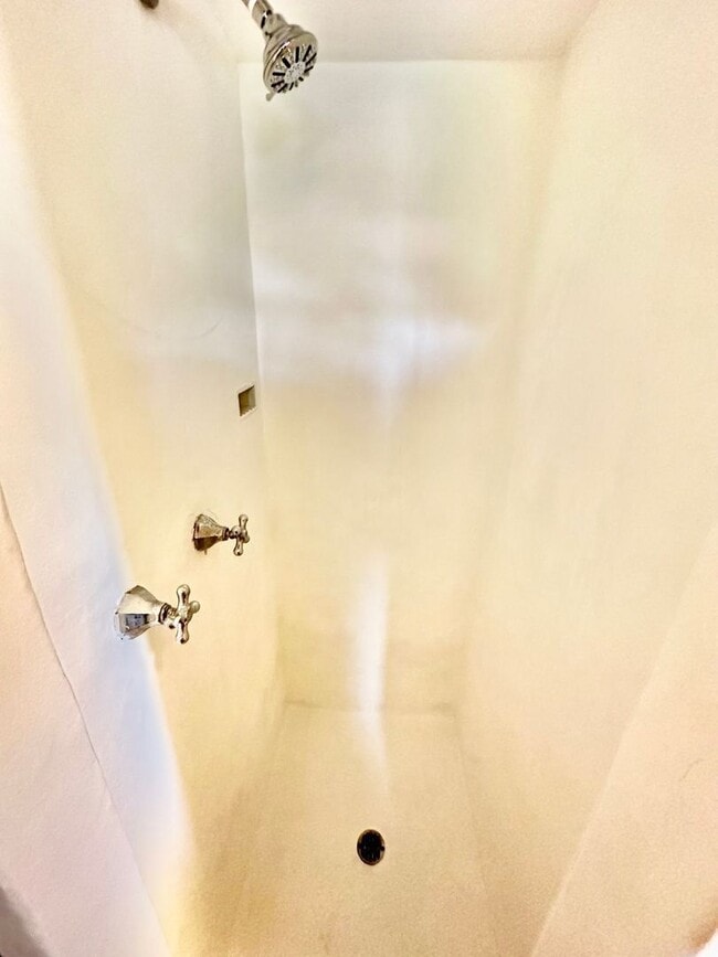 Photo - 387 N Glenn Ave