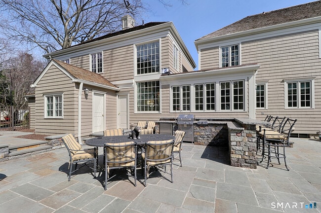 Photo - 278 Sunnieholme Dr