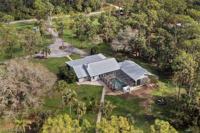 Photo - 840 Jung Blvd W