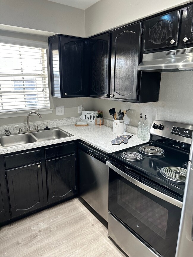 Photo - The Oaks of League City