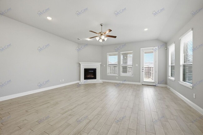 Photo - 9698 Staffordshire Rd