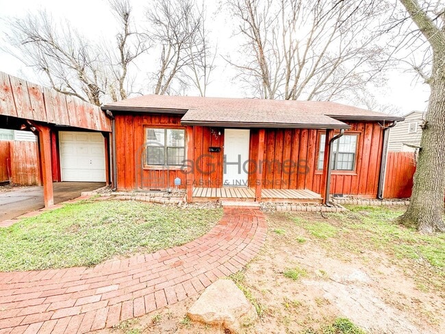 Photo - 2212 Doris Ave