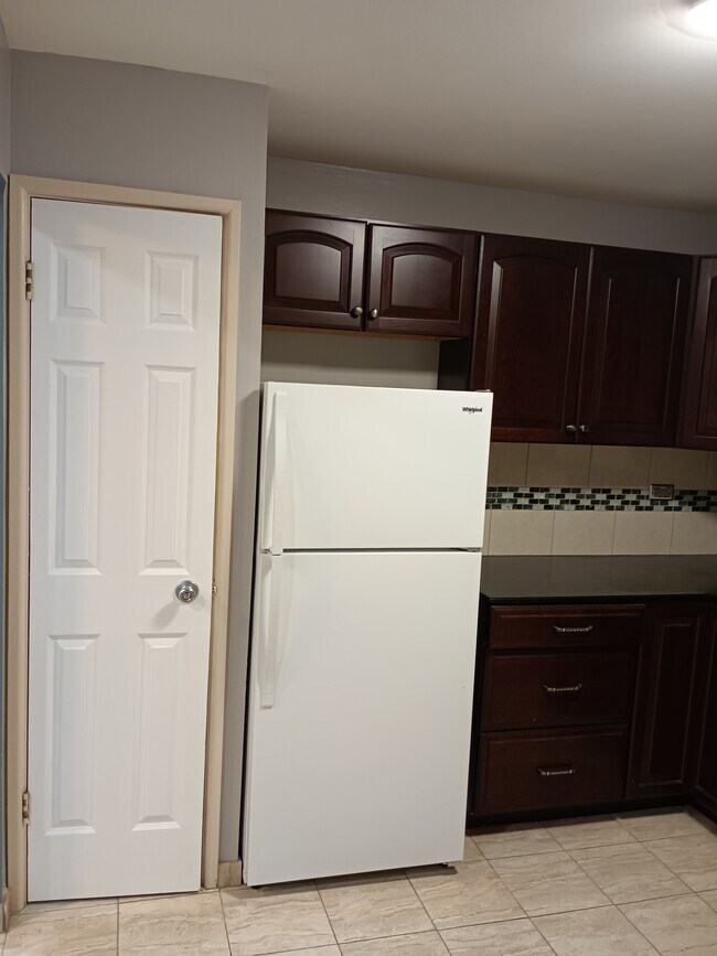 Photo - 1206 E Fairview St Unit 1206 E Fairview St,