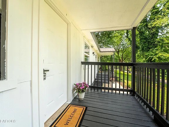 Photo - 502 Hayworth Dr