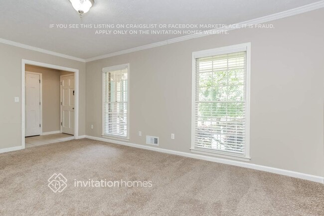 Photo - 631 Shannon Green Cir SW