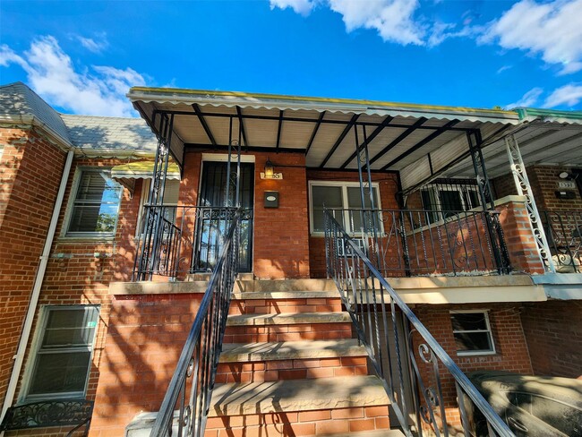 Building Photo - 1355 E 99th St Rental