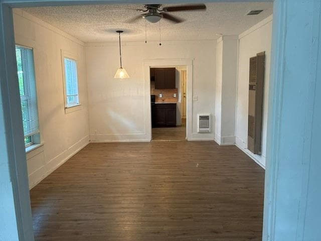 Photo - 3905 Stuart St