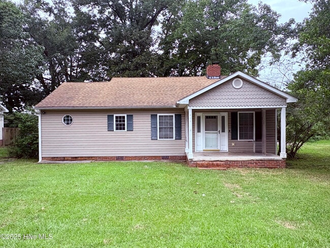 Building Photo - 414 Sherwood Rd Rental