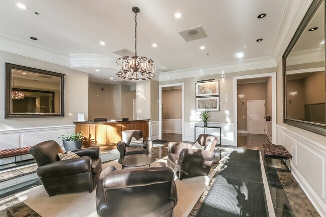 Photo - 630 N State St Unit 1305