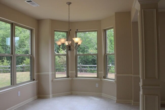 Photo - 3572 Brockenhurst Dr