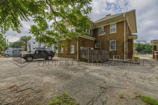 Photo - 3422 E Douglas Ave