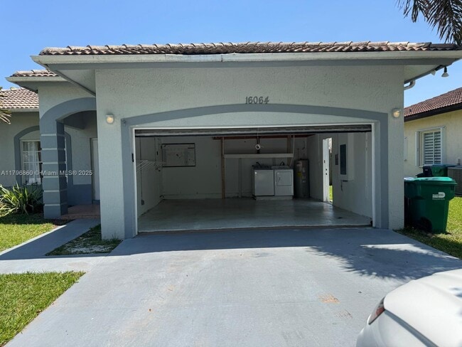 Photo - 16064 SW 143rd Ln Casa