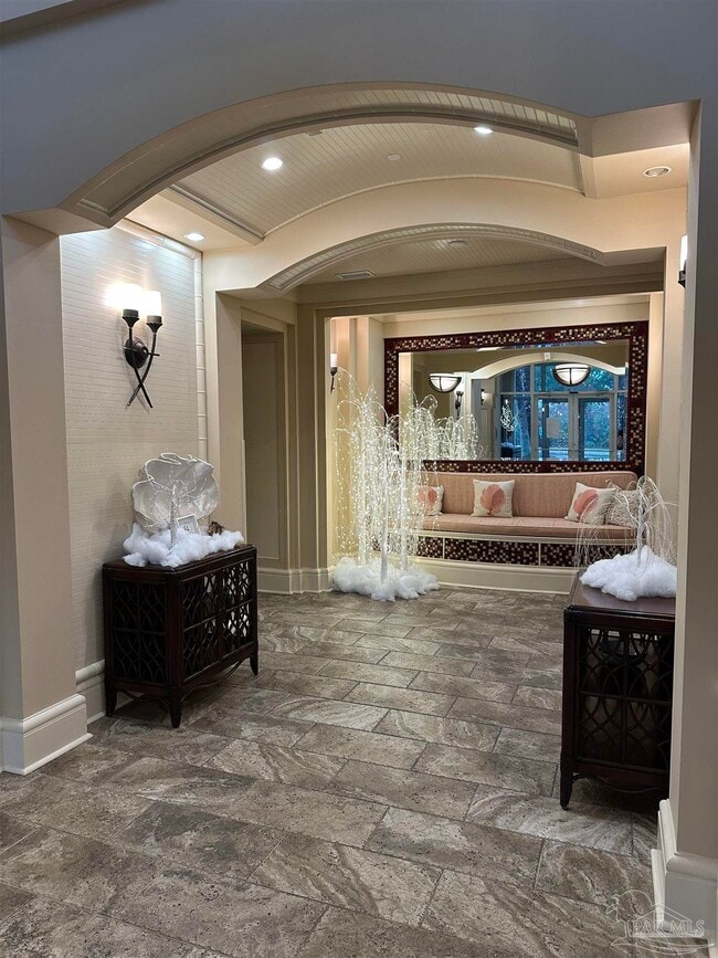 Building Photo - 608 Lost Key Dr Unit 502-C